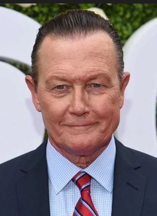 Robert Patrick, doublé en version française par Michel Vigné